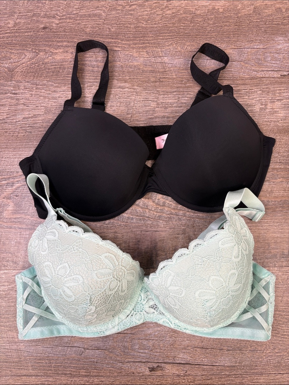 Juicy Couture & Mint Lace Bra Bundle (2 Bras) – Size 40C